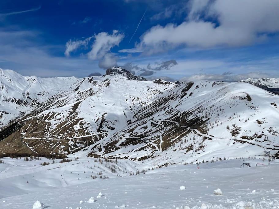 Allos, Logement Pieds Des Pistes, A 10 Minutes De La Base De Loisirs Esterno foto