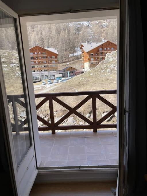 Allos, Logement Pieds Des Pistes, A 10 Minutes De La Base De Loisirs Esterno foto