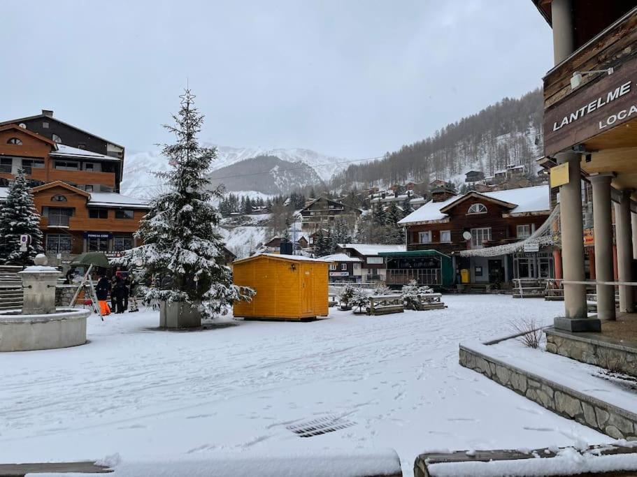 Allos, Logement Pieds Des Pistes, A 10 Minutes De La Base De Loisirs Esterno foto